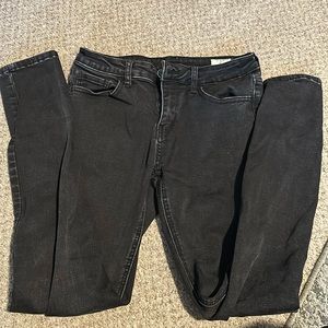Black Buckle mid rise size 27